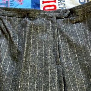 Anne Klein Wool Charcoal Gray pinstriped pants. Size 10 petite. See pictures